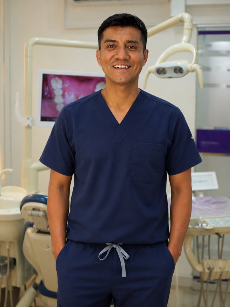 Dr. José Valencia